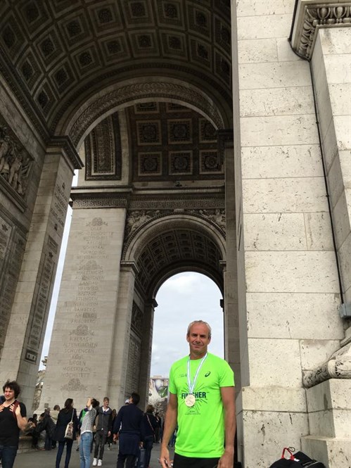 Paris Marathon Douglas Mac Taggart